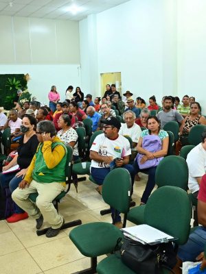 O Instituto de Proteção Ambiental do Amazonas (Ipaam), em conjunto com o Ministério do Meio Ambiente e Mudança do Clima (MMA) e o Programa das Nações Unidas para o Desenvolvimento (PNUD), deu início, na terça-feira (22), ao mutirão de regularização do Cadastro Ambiental Rural (CAR) 2025, no município de Presidente Figueiredo (a 117 quilômetros de Manaus).